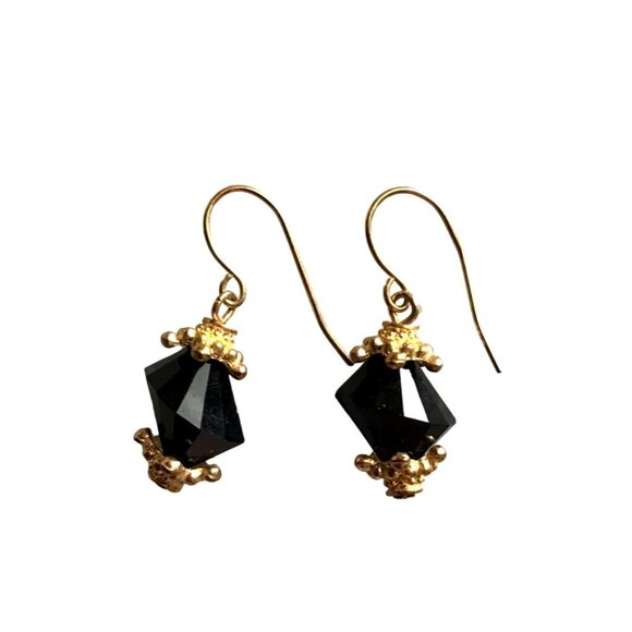 BEAUTIFUL WOMENS BLACK TONE STONE DANGLE EARRINGS - Picture 1 of 3